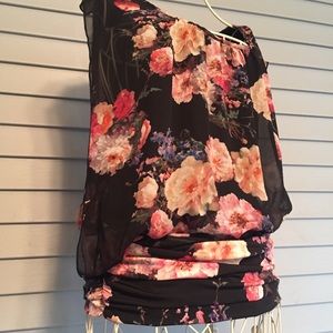 Roz&Ali Black Floral Poncho Style Split Sleeve M